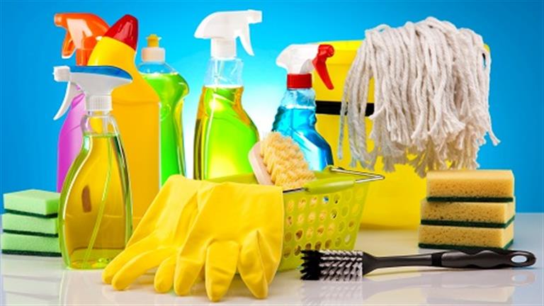 مواد تنظيف وتعقيم المنازل والشركات